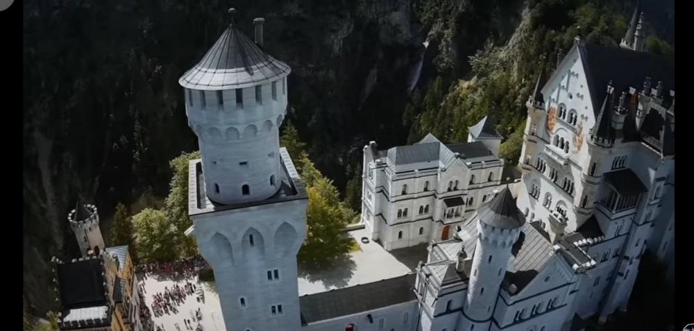 Замок Нойшванштайн