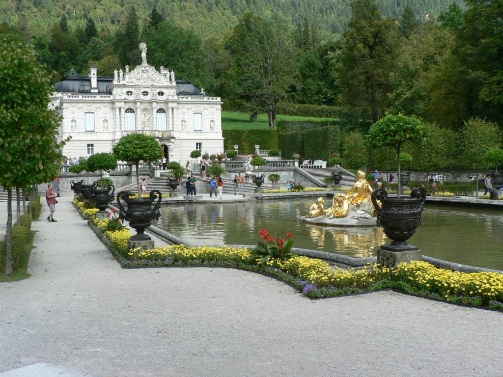 Замок Ліндергоф