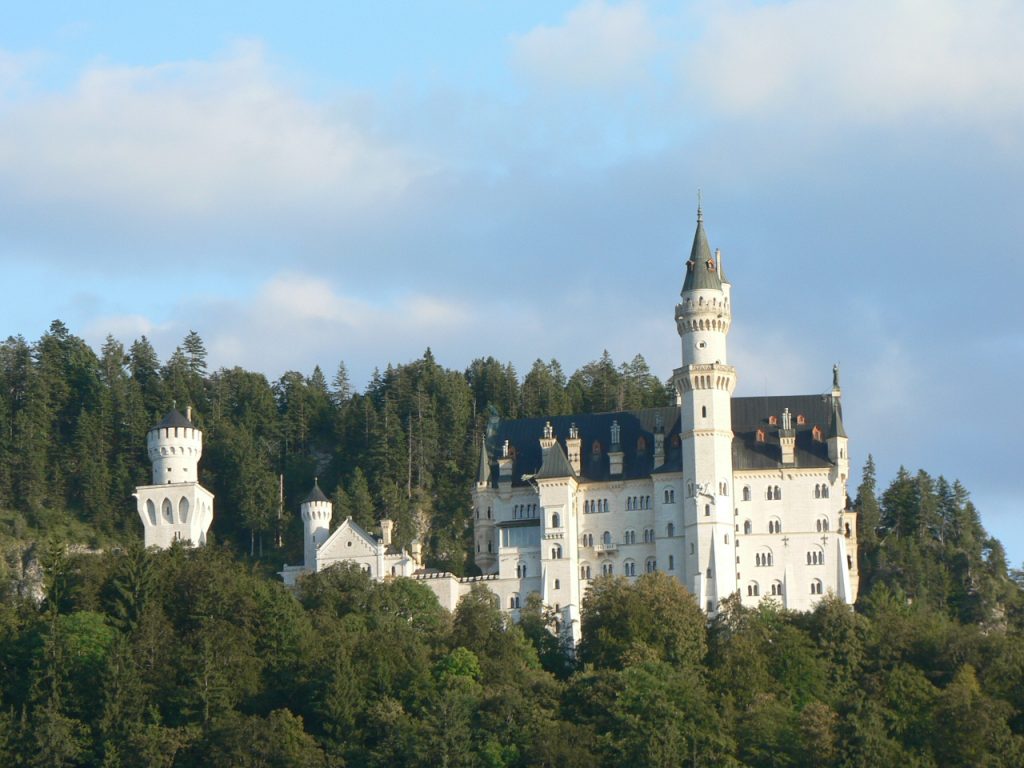 Замок Нойшванштайн