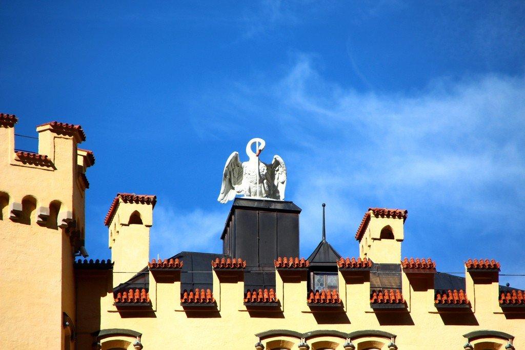 Фальцева покрівля замку Хоеншванґау